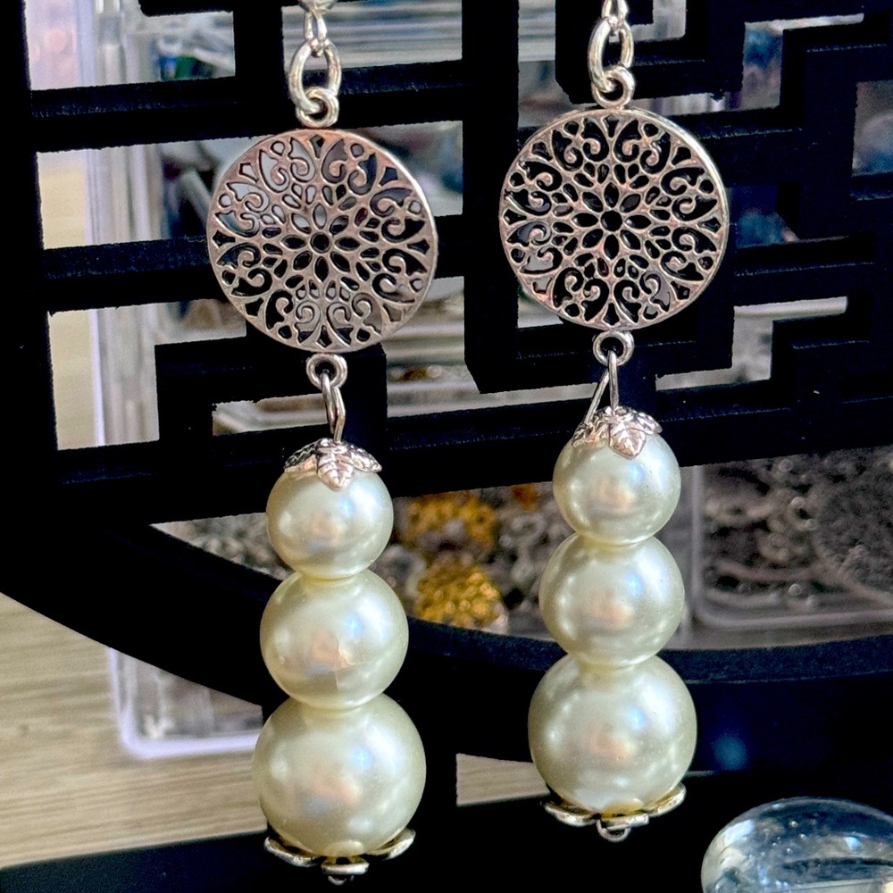 Zen lotus pearl earrings